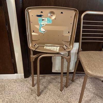 FOR MY GOOD TOP KITCHEN TABLE WITH ONE LEAF AND 4 CHAIRS