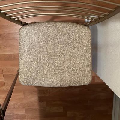 FOR MY GOOD TOP KITCHEN TABLE WITH ONE LEAF AND 4 CHAIRS