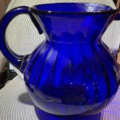 Vintage Large Hand-Blown Cobalt Blue Swirl Art Glass Pitcher 9" Tall Gallon Size in VG Preowned Condition.
