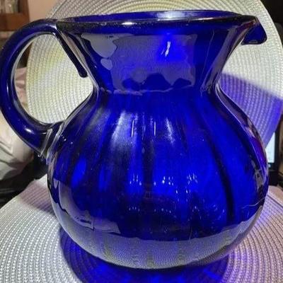 Vintage Large Hand-Blown Cobalt Blue Swirl Art Glass Pitcher 9" Tall Gallon Size in VG Preowned Condition.