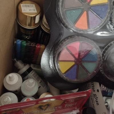 Assorted Crafting Accessories (#1) (G)