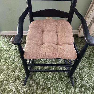 LADDER BACK ROCKING CHAIR, SIDE TABLE WITH DRAWER AND A TABLE LAMP