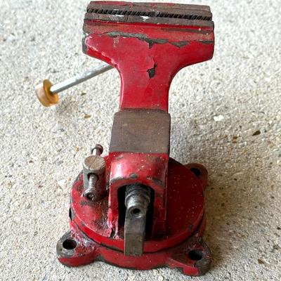 Small Central Forge Home Shop Table Swivel Vise 3-1/2”