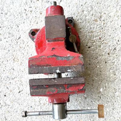 Small Central Forge Home Shop Table Swivel Vise 3-1/2”