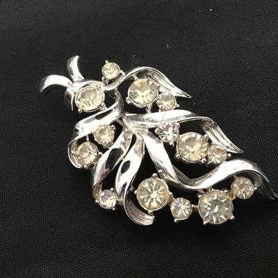 Coro. Silver Tone Clear Rhinestone Brooch Vintage