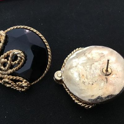 Vintage gold ornate black faux stone earrings