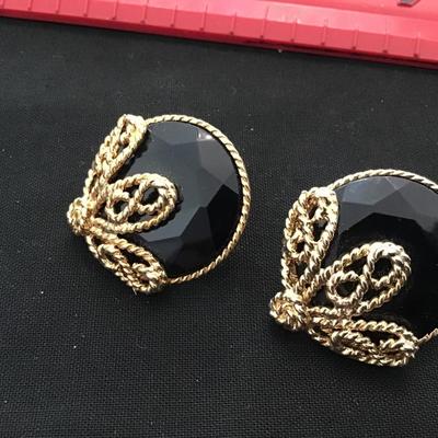 Vintage gold ornate black faux stone earrings