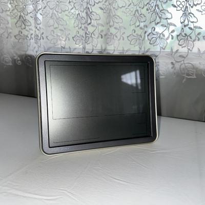 KODAK EASYSHARE C913 DIGITAL CAMERA & DIGITAL PHOTO FRAME