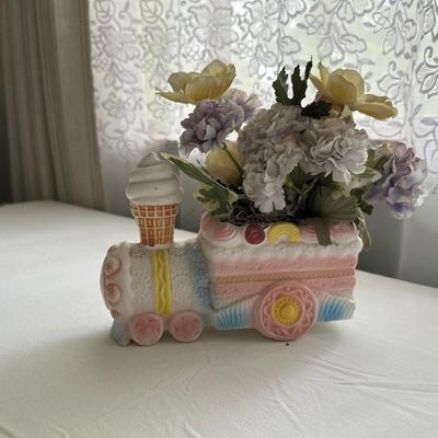 FLOWER OR PLANT POTTERS