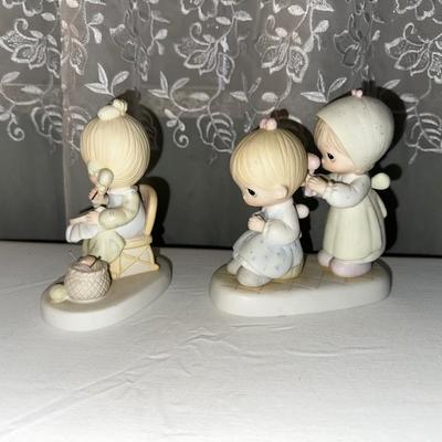 PRECIOUS MOMENTS FIGURINES