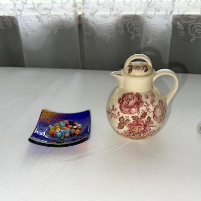 COLLECTIBLES AND KNICK KNACKS