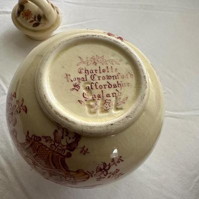 COLLECTIBLES AND KNICK KNACKS