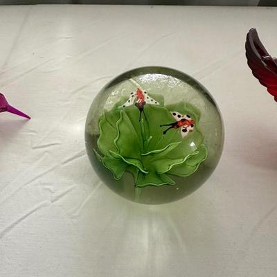 LAST PAPER WEIGHTS AND ACRYLIC BIRDS