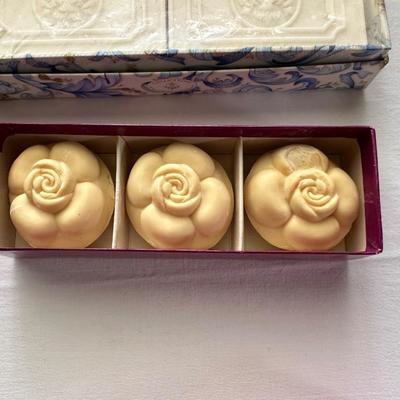 WACKEY WABBIT SHOWER SOAP, FANCY SOAP, CURLING IRON AND MORE