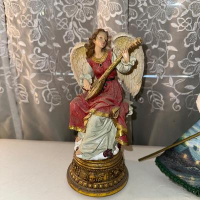MUSICAL SANTA AND ANGEL
