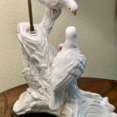 Vintage Lamp With Three White Birds