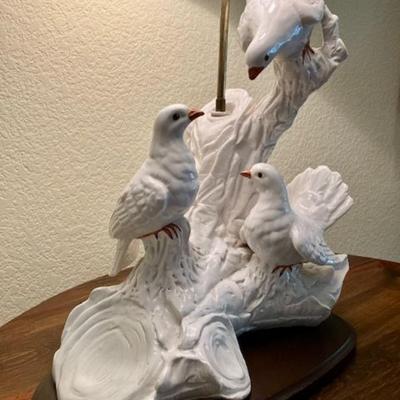 Vintage Lamp With Three White Birds