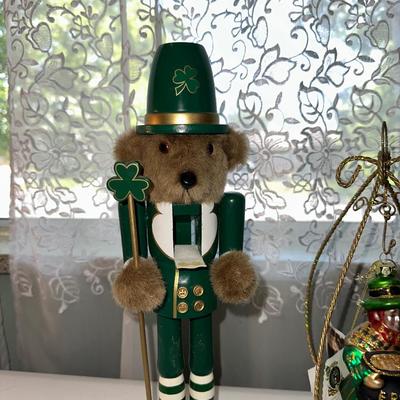 IRISH NUTCRACKER, SANTA AND OTHER CHRISTMAS DECORATIONS