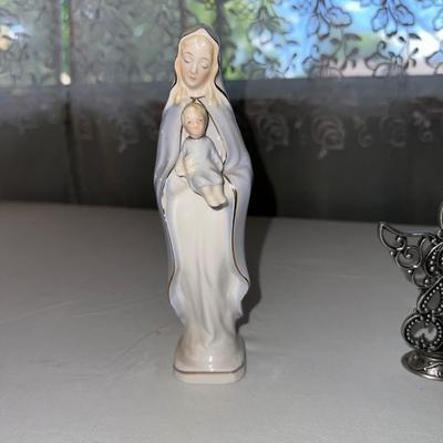 A VARIETY OF ANGELS