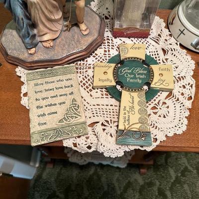 2 TIER SIDE TABLE, WALTHAM ANNIVERSARY CLOCK AND OTHER RELIGIOUS DECOR