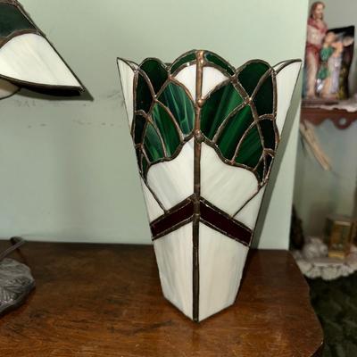 Sale Photo Thumbnail #916: Lamp is 16-1/2” Tall, Lamp does have a crack with chip in the lamp shade.
Table is 22”H x 21-3/4”L