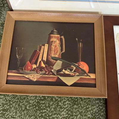 VARIETY OF ARTWORK