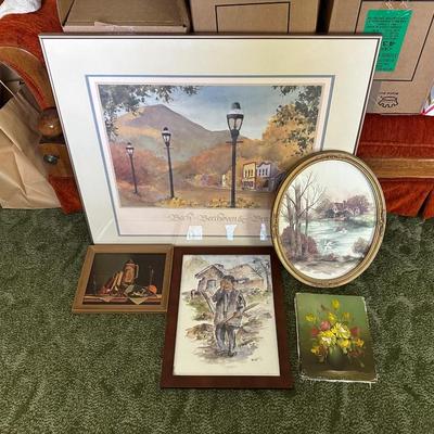 VARIETY OF ARTWORK