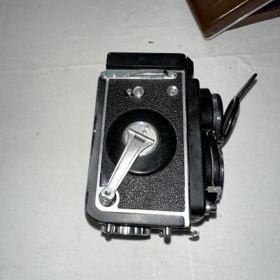 SAWYERS MARK IV, EASTMAN KODAK No. 2 HAWK-EYE SPECIAL AND KODAK TELE-EKTRALITE 600 VINTAGE CAMERAS