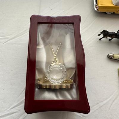 SMALL COLLECTIBLES AND KNICK KNACKS