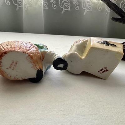 SMALL COLLECTIBLES
