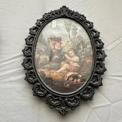 OVAL FRAMED WALL DECOR
