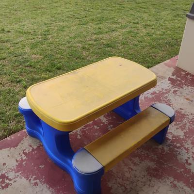 Kids outside table