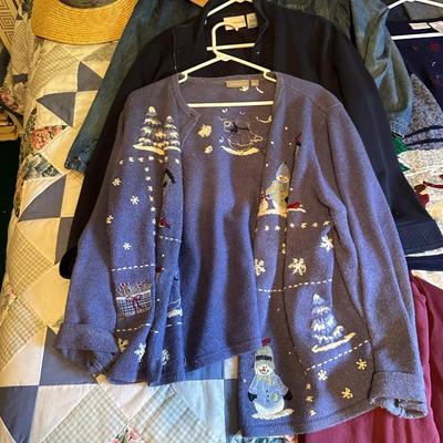 LADIES CLOTHES