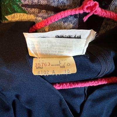 LADIES CLOTHES