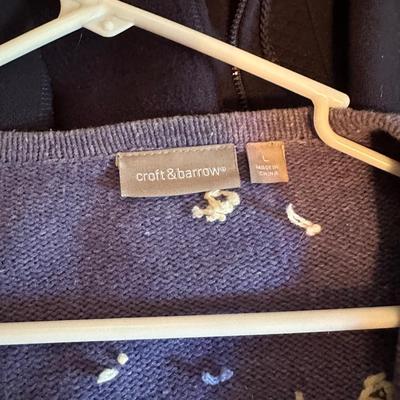 LADIES CLOTHES
