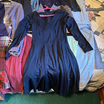 Sale Photo Thumbnail #1940: Sizes vary - 10, 14, 16, 18, M, L, XL. See pictures for sizes