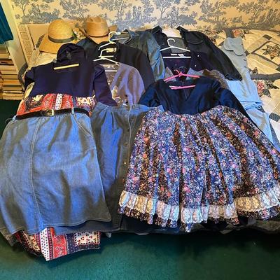 LADIES CLOTHES