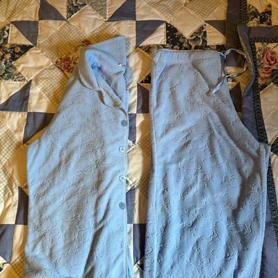 LADIES CLOTHES