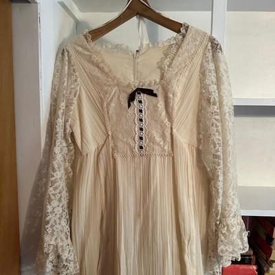 VINTAGE LONG DRESSES