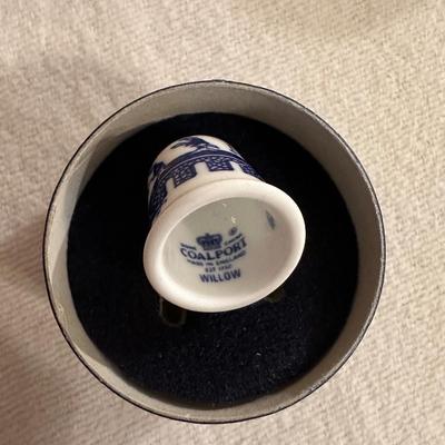 COALPORT THIMBLES AND AN ENAMEL BELL