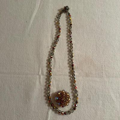 VINTAGE GLASS BEADED AURORA BOREALIS NECKLACE AND PIN