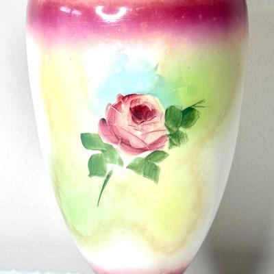 Vintage Ceramic Rose Lamp
