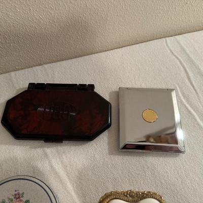 MIRRORS AND TRINKET BOXES