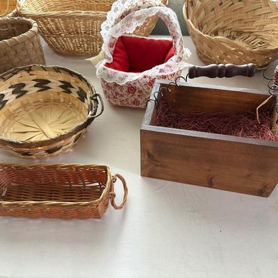 WIDE VARIETY OF BASKETS