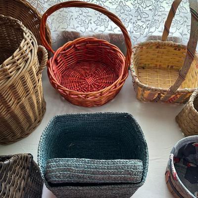 WIDE VARIETY OF BASKETS