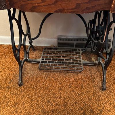 BRUNSWICK TREADLE SEWING MACHINE IN CABINET