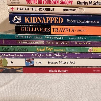 VINTAGE BOOKS FOR KIDS