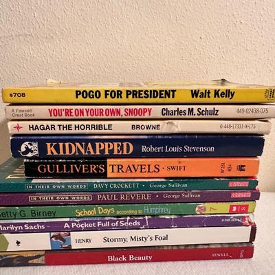 VINTAGE BOOKS FOR KIDS