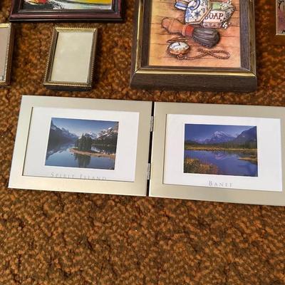 WALL DECOR