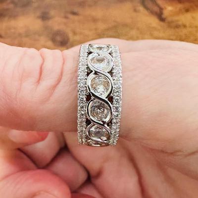 Silver Swarovski Crystal Fashion Ring